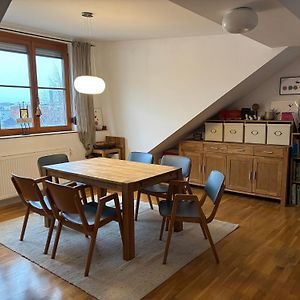 Zolderappartement met 1 Slaapkamer
